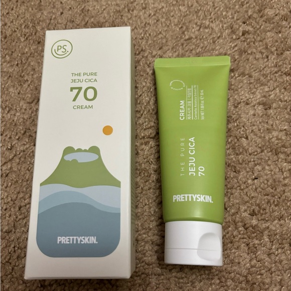 PRETTYSKIN THE PURE JEJU CICA FACE CREAM - Picture 1 of 6